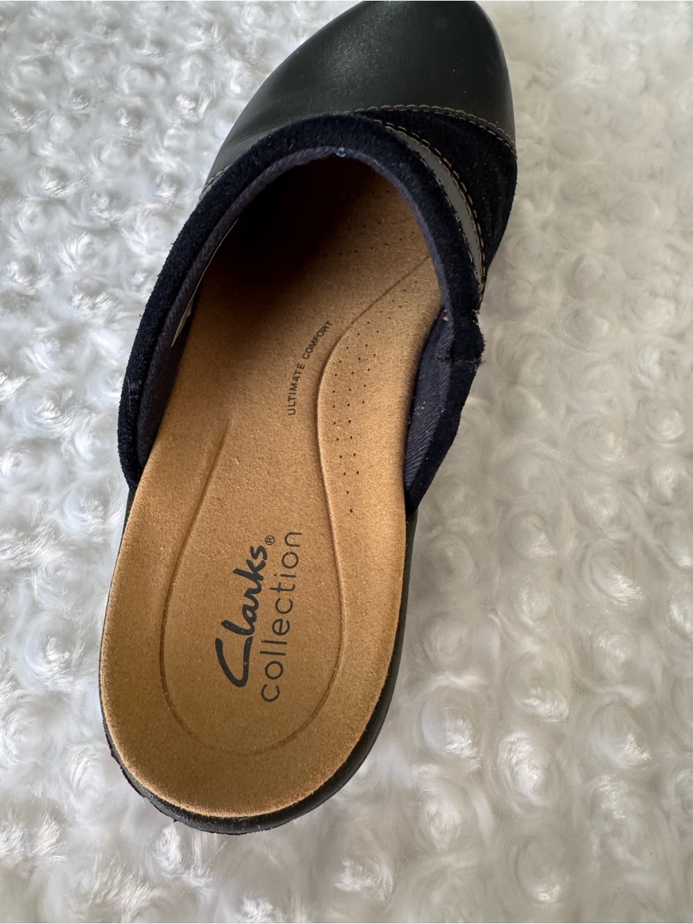 Clarks Collection Navy Blue Slip-On Clogs - Picture 9 of 11